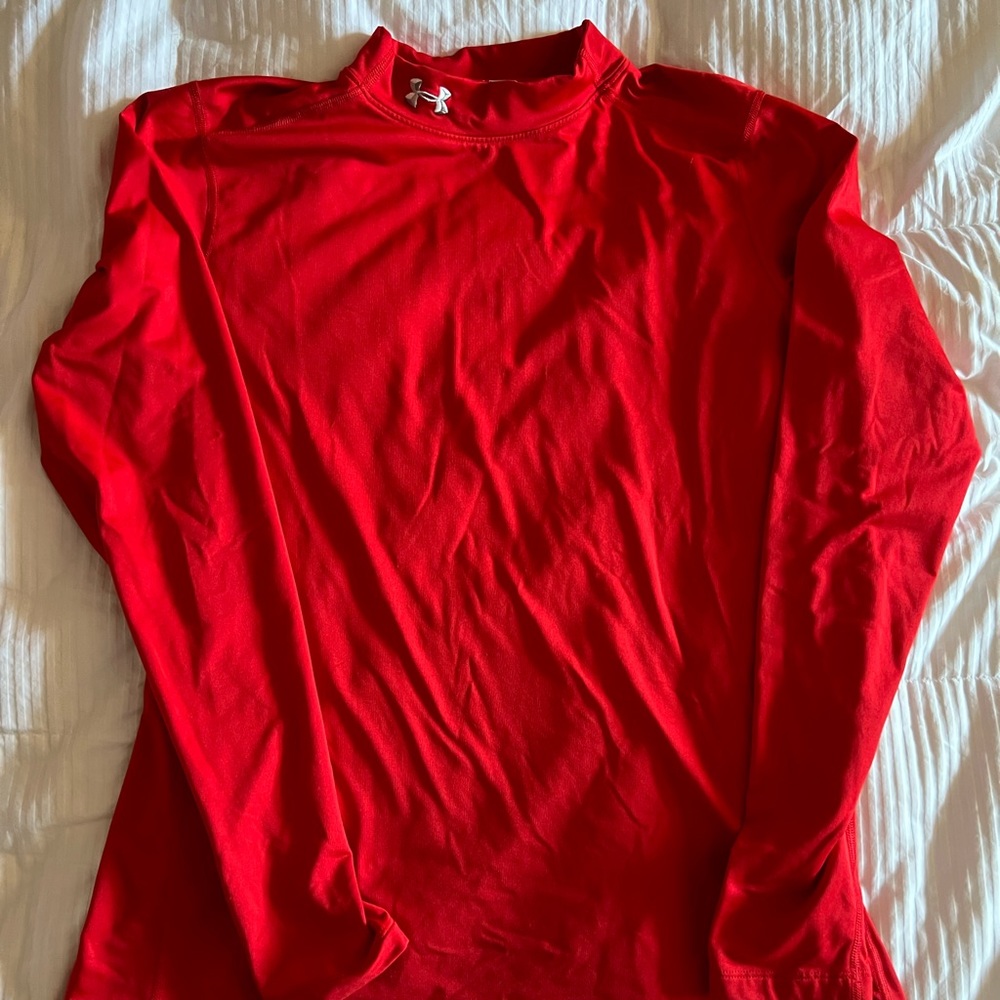 Under armour gently used fitted cold gear red X-Large